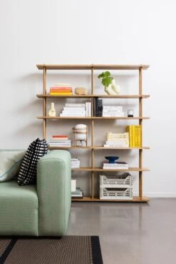 HAY Coussin Outline, 50 x 50 cm, Bleu-gris 11 HAY Coussin Outline, 50 x 50 cm, Bleu-gris -Hay Magasin 2022 01 25 FDS Ystavanpaiva VVV 10