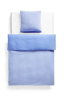 HAY Housse De Couette Duo, Bleu Ciel 9 HAY Housse De Couette Duo, Bleu Ciel -Hay Magasin 540840 Duo Bed Linen Set sky blue 01
