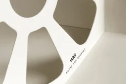 HAY Arcs Wall Switch, Rouge Auburn 5 HAY Arcs Wall Switch, Rouge Auburn -Hay Magasin 9367011109000 Arcs Shade auburn red detail 02 1