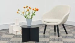 HAY Table Slit, 45 Cm, Noir 11 HAY Table Slit, 45 Cm, Noir -Hay Magasin AAL 82 Oak black base Uph Coda 100 Slit Table black