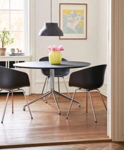 HAY Vase Juice, Modèle Large, Jaune 10 HAY Vase Juice, Modèle Large, Jaune -Hay Magasin AAT20 alu frame black linoleum PC Pendant Lamp black Juice Vase yellow AAC26 soft black shell chrome base