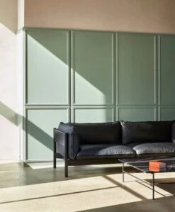 HAY Canapé Arbour Eco 3 places, Nevada 0500S - Noyer Ciré Huilé -Hay Magasin Arbour 3 Seater Nevada NV 0500S black water based lacquer beech base Rebar Coffee Table marble tabletop soft black frame