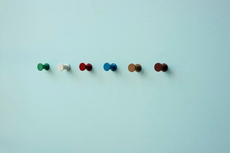 HAY Ensemble Bolt Hook, Lot De 2, Marron Clair 2 HAY Ensemble Bolt Hook, Lot De 2, Marron Clair – Image 2