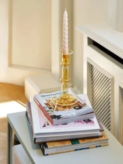 HAY Grand Bougeoir Flare, Jaune Avec Bord Blanc 10 HAY Grand Bougeoir Flare, Jaune Avec Bord Blanc -Hay Magasin Candle Twist Flare Tall yellow with white rim