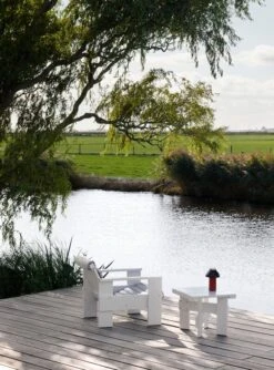 HAY Lampe De Table PC Portable, Dusty Red 10 HAY Lampe De Table PC Portable, Dusty Red -Hay Magasin Crate Lounge Chair white wb lacquered pinewood Crate Quilted Cushion sky grey Crate Low Table white wb lacquered pinewood PC Portable dusty red