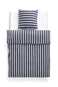 HAY Taie D’oreiller Été, Bleu Minuit - gris Clair 7 HAY Taie D’oreiller Été, Bleu Minuit - gris Clair -Hay Magasin Ete Duvet Cover Ete Pillow Case midnight blue and light grey