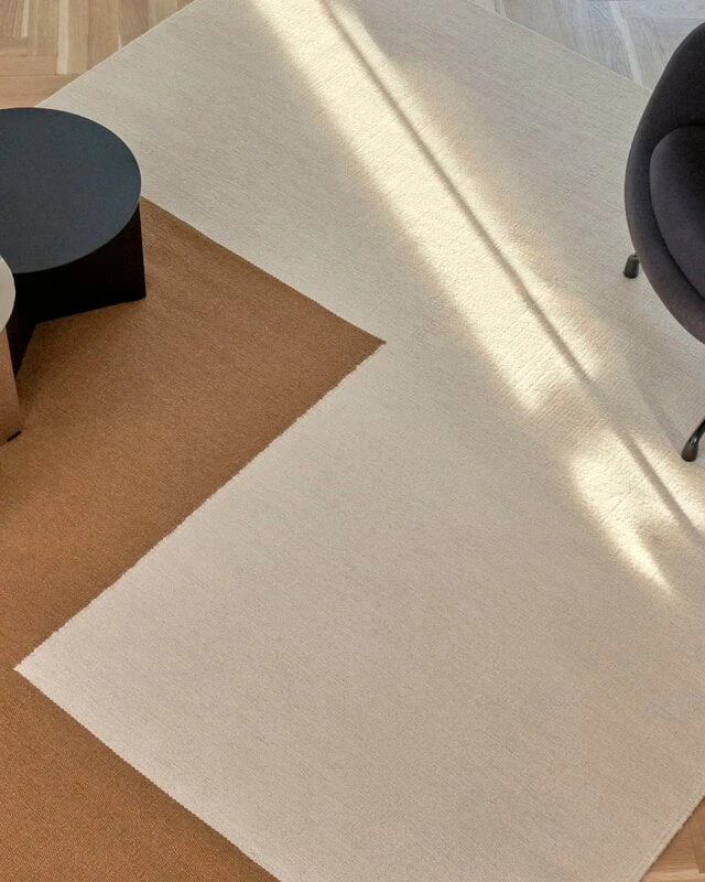 HAY Tapis Ethan Cook Flat Works, 200 x 300 cm, Brown L 2 HAY Tapis Ethan Cook Flat Works, 200 x 300 cm, Brown L – Image 2