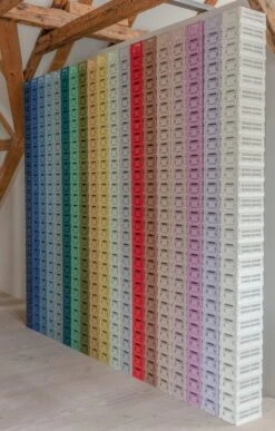 HAY Colour Crate, S, Plastique Recyclé, Dusty Blue 10 HAY Colour Crate, S, Plastique Recyclé, Dusty Blue -Hay Magasin HAY Colour Crate S family 3