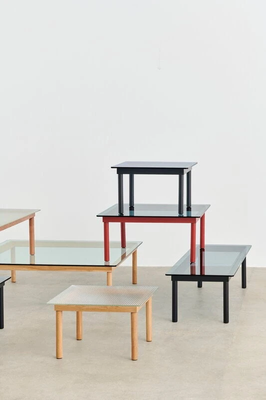 HAY Table Kofi 140 X 50 Cm, Chêne Laqué Noir - Verre Gris 3 HAY Table Kofi 140 X 50 Cm, Chêne Laqué Noir - Verre Gris – Image 3