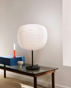 HAY Boîte De Rangement Colour, Modèle L, Bleu Minuit -Hay Magasin Kofi wb lacquered walnut frame w clear glass 140x50 Common Rice Paper Shade Peach Common Table Lamp soft black 2