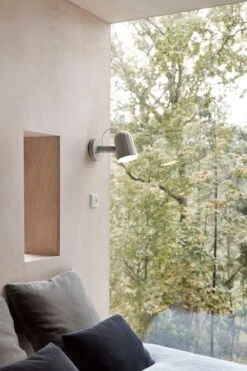 HAY Applique Noc Wall Button, Blanc Cassé 4 HAY Applique Noc Wall Button, Blanc Cassé -Hay Magasin Loevtag Hotel Eclectic Col Noc Wall Button