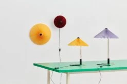 HAY Matin Flush Mount 500, Jaune 11 HAY Matin Flush Mount 500, Jaune -Hay Magasin Matin Table Lamp lavender shade yellow Matin Flush Mount yellow 1