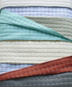 HAY Couvre-lit Mega Dot, Ivoire 5 HAY Couvre-lit Mega Dot, Ivoire -Hay Magasin Mega Dot family