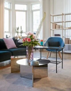 HAY Table D’appoint Rebar, 75 x 44 cm, Noir - Marbre Noir 8 HAY Table D’appoint Rebar, 75 x 44 cm, Noir - Marbre Noir -Hay Magasin Moroccan Vase L pink Slit Table Mirror Lens box Raw Rug