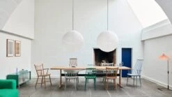 HAY Chaise J110, Bleu Ardoise -Hay Magasin Passerelle Table L300xW95xH74 wb lacquered oak tabletop frame and edge black powder coated crossbar J Series family Rice Paper Shade dia80 classic white 01rolerole 2