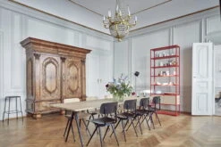 HAY Table Pyramid 02, Noir - chêne Laqué Mat 10 HAY Table Pyramid 02, Noir - chêne Laqué Mat -Hay Magasin Result Pyramid 3 Days of Design