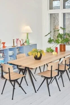 HAY Table Pyramid 02, Beige - chêne Fumé 9 HAY Table Pyramid 02, Beige - chêne Fumé -Hay Magasin Result Pyramid catalogue 24