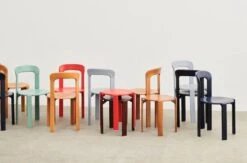 HAY Tabouret Rey, Scarlet Red 10 HAY Tabouret Rey, Scarlet Red -Hay Magasin Rey Chair fall green wb lacquer beech Rey Stool scarlet red wb lacquer beech Rey Chair deep black wb lacquer beech 4