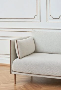 HAY Canapé Silhouette 3 Places, Coda 100/Silk Cognac - Chêne Huilé -Hay Magasin Silhouette Sofa low 2 Seater Uph Coda 100 Piping cognac leather 02 1