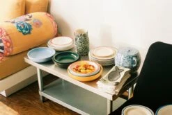 HAY Serviette De Table Sobremesa, 4 pièces, Vert 7 HAY Serviette De Table Sobremesa, 4 pièces, Vert -Hay Magasin Sobremesa Serving Bowl family Sobremesa Jug green Sobremesa Bean Pot blue Sobremesa Napkin family