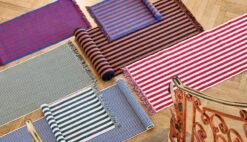 HAY Tapis Stripes And Stripes, 65 X 300 cm, Navy Cacao 9 HAY Tapis Stripes And Stripes, 65 X 300 cm, Navy Cacao -Hay Magasin Stripes and Stripes family 01 1