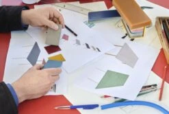 HAY Table Two-Colour, 240 X 90 Cm, Rouge Marron - Bleu -Hay Magasin Two Colour Booklet 6 2