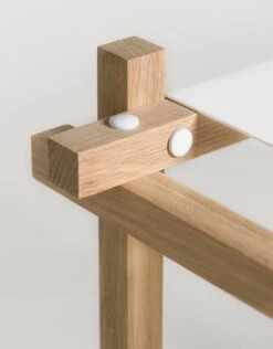 HAY Étagère Woody, Modèle Haut, Blanc 11 HAY Étagère Woody, Modèle Haut, Blanc -Hay Magasin Woody Detail 1