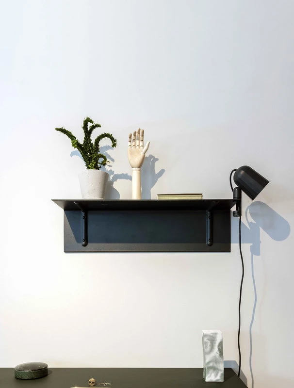 HAY Lampe à Pince Noc, Gris Foncé 4 HAY Lampe à Pince Noc, Gris Foncé – Image 4